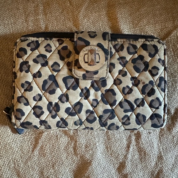 Vera Bradley Wallet Bundle - Picture 1 of 8